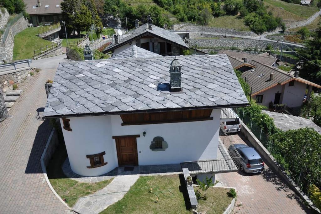 Villa La Tour Nus Exterior photo